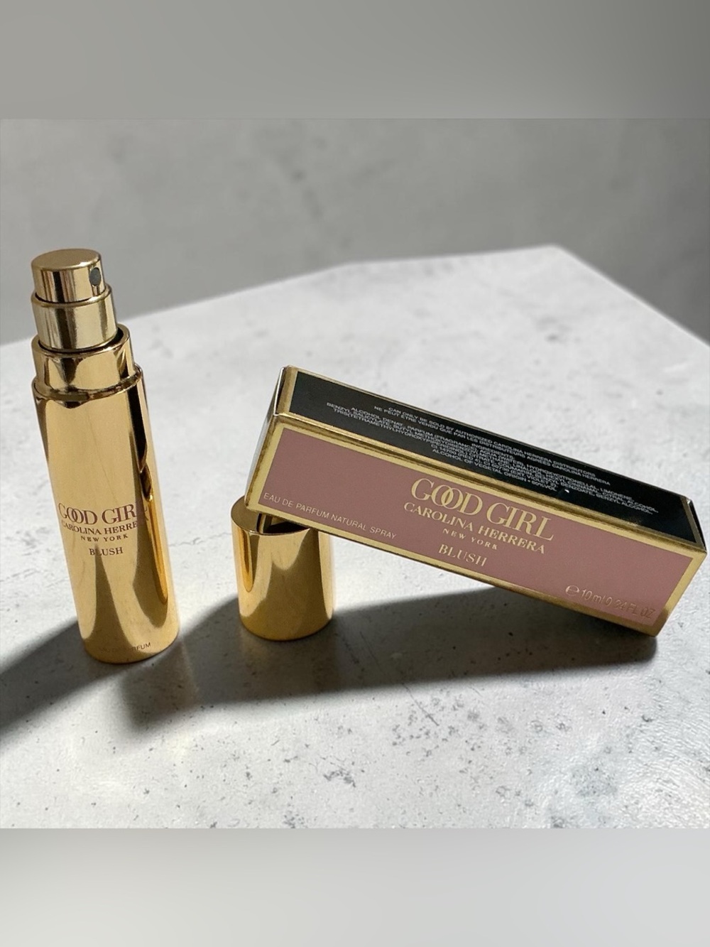 NIB Carolina Herrera Good Girl Blush Eau de Parfum Travel Spray. 0.34oz/10ml - Picture 4 of 4